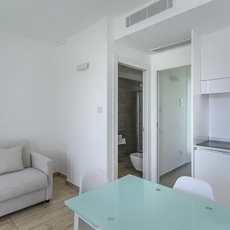 Stunning Capofalcone Charming B4 Comfort Sleeps4 * Stintino