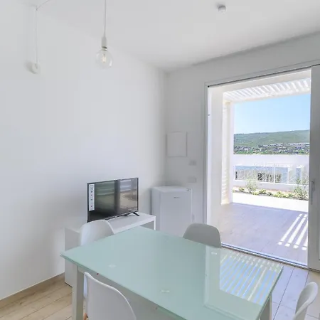 Stunning Capofalcone Charming B4 Comfort Sleeps4 * Stintino