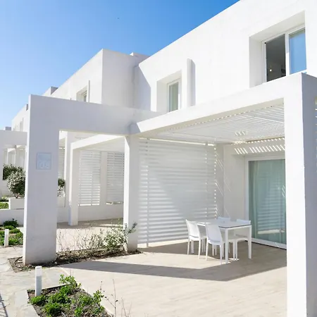 Stunning Capofalcone Charming B4 Comfort Sleeps4 *
