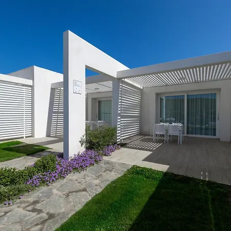 Stunning Capofalcone Charming B4 Comfort Sleeps4 *
