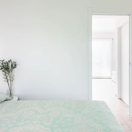 Stunning Capofalcone Charming B4 Comfort Sleeps4 *